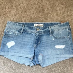 NWT Hollister Jean Shorts sz 7